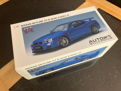 Autoart diecast nissan - autoart,