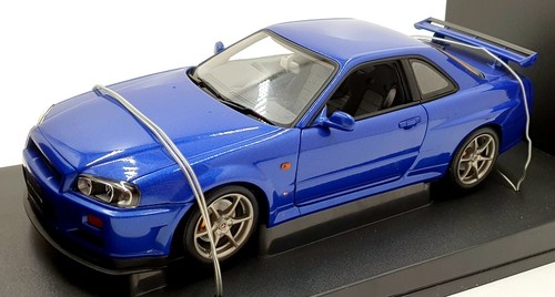 Autoart scale diecast - 1/18,