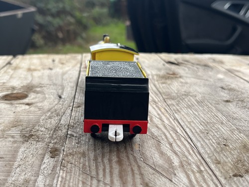 James busy bee tomy - james, a