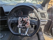 Audi flat bottom steering - q5,