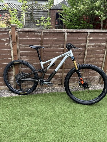 Specialized stumpjumper evo - specialized,