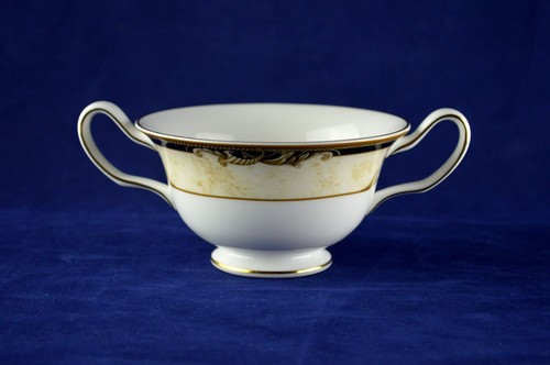 Wedgwood cornucopia twin - x1,