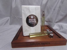 MOLTON BROWN Recharge Black