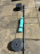 6ft Barbell with Weight Plates