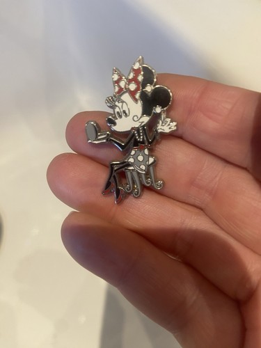 Minnie mouse paris fashion - mouse,