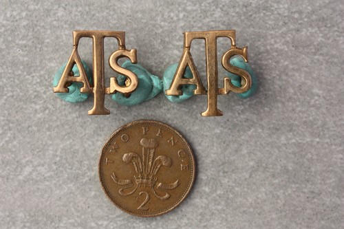 Pair brass ww2 period - period, ats