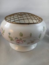 Wedgwood Rosehip Flower Bowl