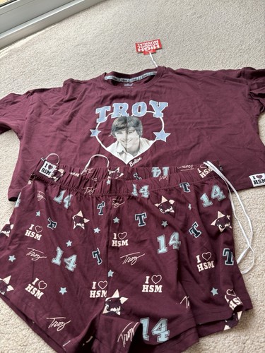 Burgundy troy bolton disney - burgundy,