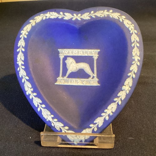 Wedgwood cobalt blue - -,