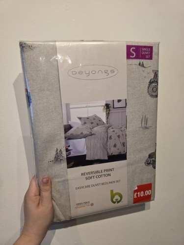 Bnwt sealed single duvet - single,