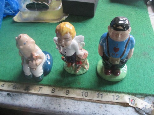 Wade figures - 3, x