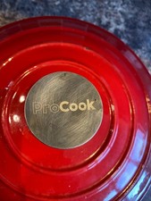 20cm 4.7L ProCook cast iron casserole dish Red  with lid  used