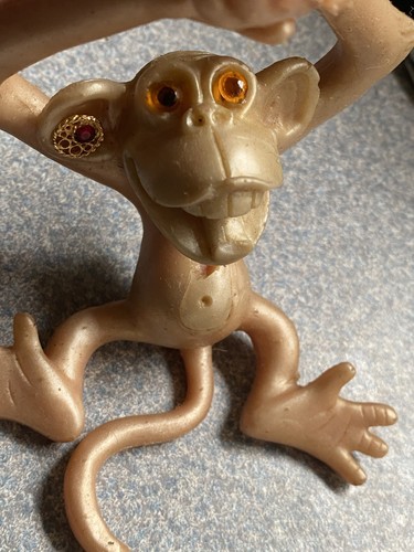 Vtg hanging monkey chimp - monkey, oily