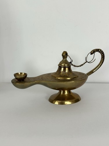Vintage brass genie lamp - brass,
