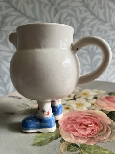 Standing jug lustre - standing,