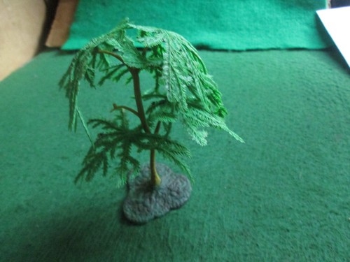 Britains tree - tree, f32)