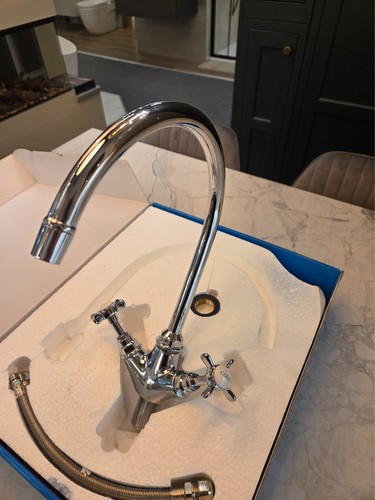 Clarendon traditional swan - clarendon,