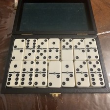 Domino(28 Pieces) In A Black Case