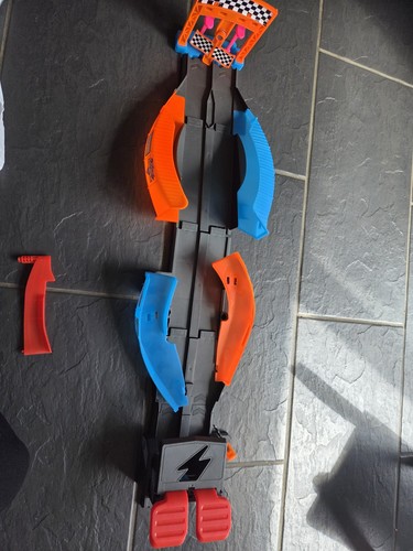 Hot wheels track - wheels,