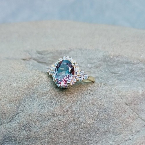 Alexandrite halo ring oval - halo,