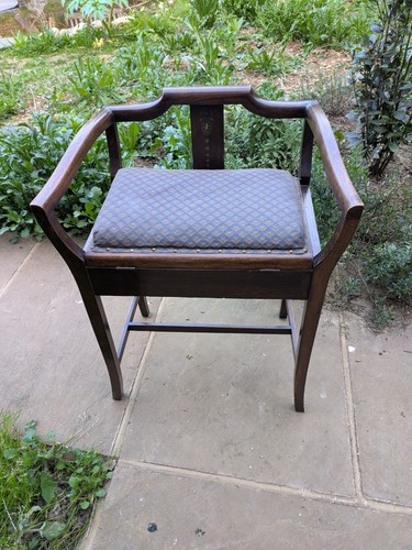 Antique piano dressing - dressing, table