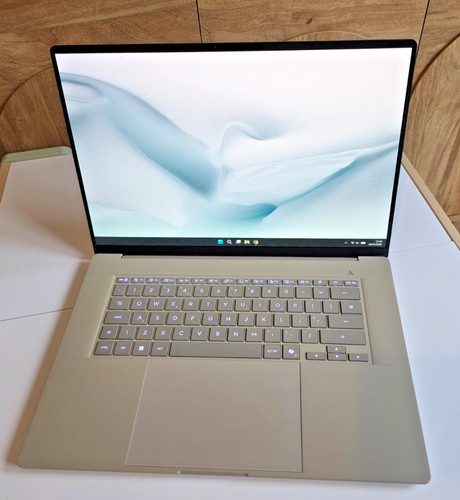 Asus zenbook a16 - a16, ux3607