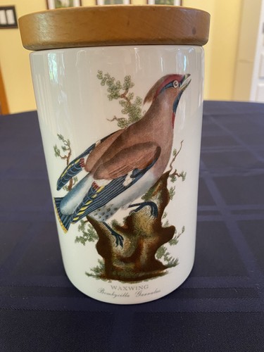 Portmeirion birds britain - portmeirion, of