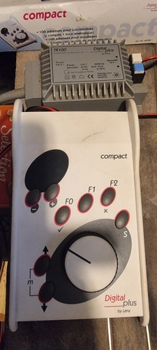 Lenz compact dcc - compact, controller