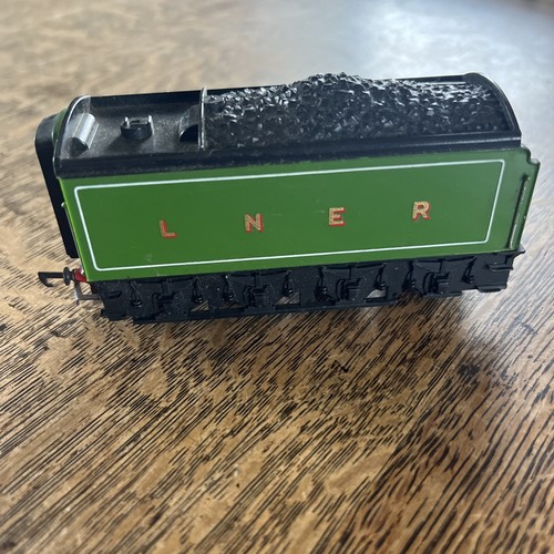 Hornby gauge lner green - hornby,