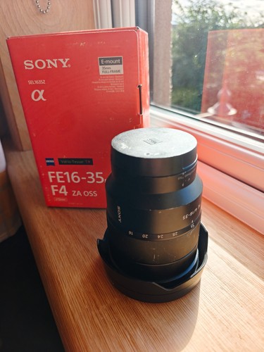 Sony zeiss 35mm f4 oss - 16-35mm,