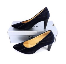 Pair Of Pre-Loved Women's