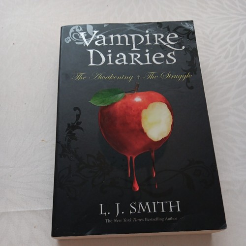 The vampire diaries volume 1 - the,