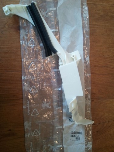 Peugeot 406 front door lock - 406,