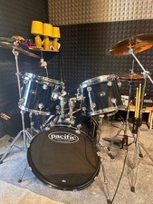 PDP Pacific by Drum Workshop 5 Piece Kit in Black wrap. 22,16,14,13 & 12