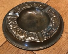 Vintage Unusual Elephant, Lion & Wildebeast Ashtray Heavy Brass bronze (CD10)