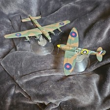 Corgi WWII Legends Diecast Metal Avro Lancaster & Supermarine Spitfire on Stand