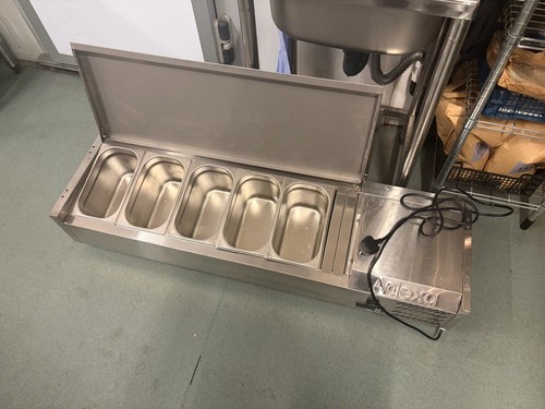 Refrigerated servery prep - refrigerated, top