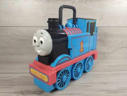 Thomas the tank engine - engine, carry