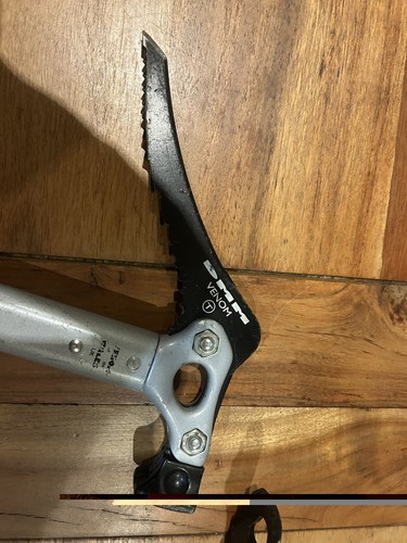 Ice axes climbing axe - x2,