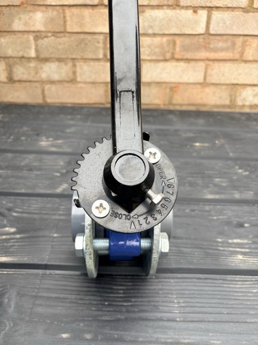 Butterfly valve with - 2”,