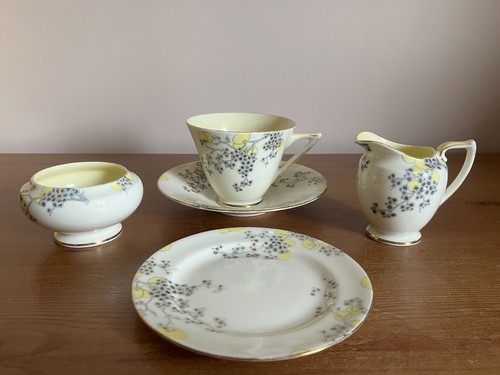 Royal doulton carnival 1930s - doulton,