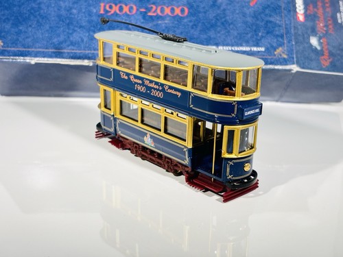 Corgi 36709 fully closed - fully,