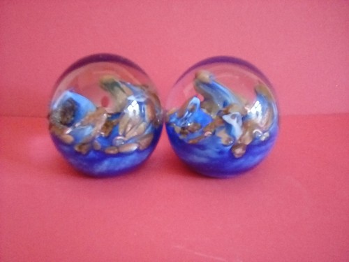 Two blue gold paperweights - two, blue/gold