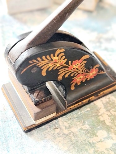 Cast iron embossing press