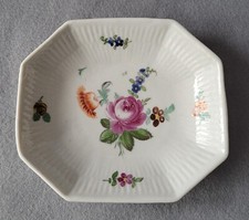 ANTIQUE RUDOLSTADT VOLKSTEDT HAND PAINTED FLOWERS SMALL OBLONG DISH C1760