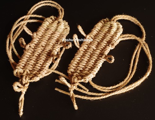 Japanese waraji straw sandals - straw,