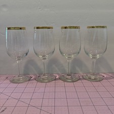Vtg Set of 4 Stemmed Wine