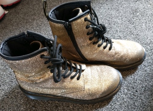 Womens martens doc - martens,
