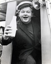  Ernie Benny Hill Show 10" x