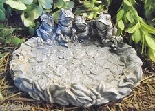 Latex Frog mold w/ plastic